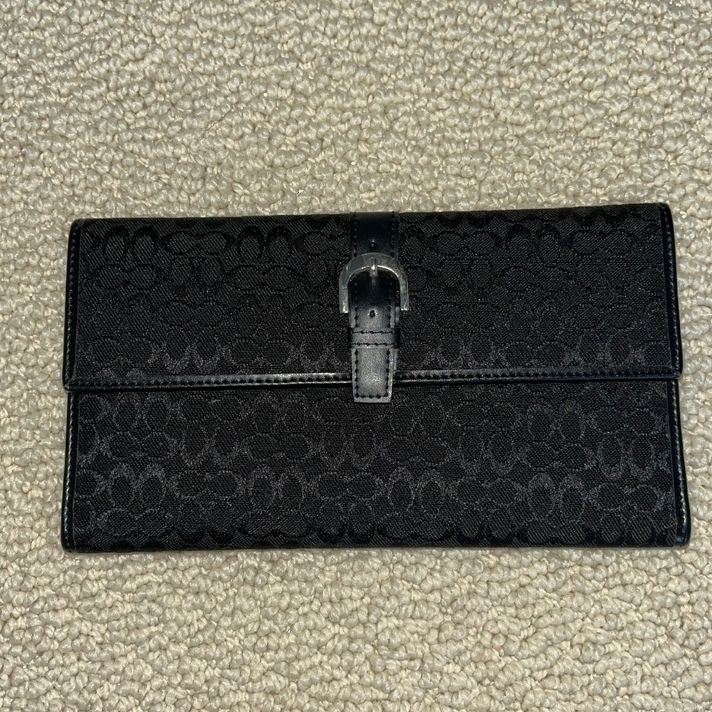 Coach Wallet 🖤